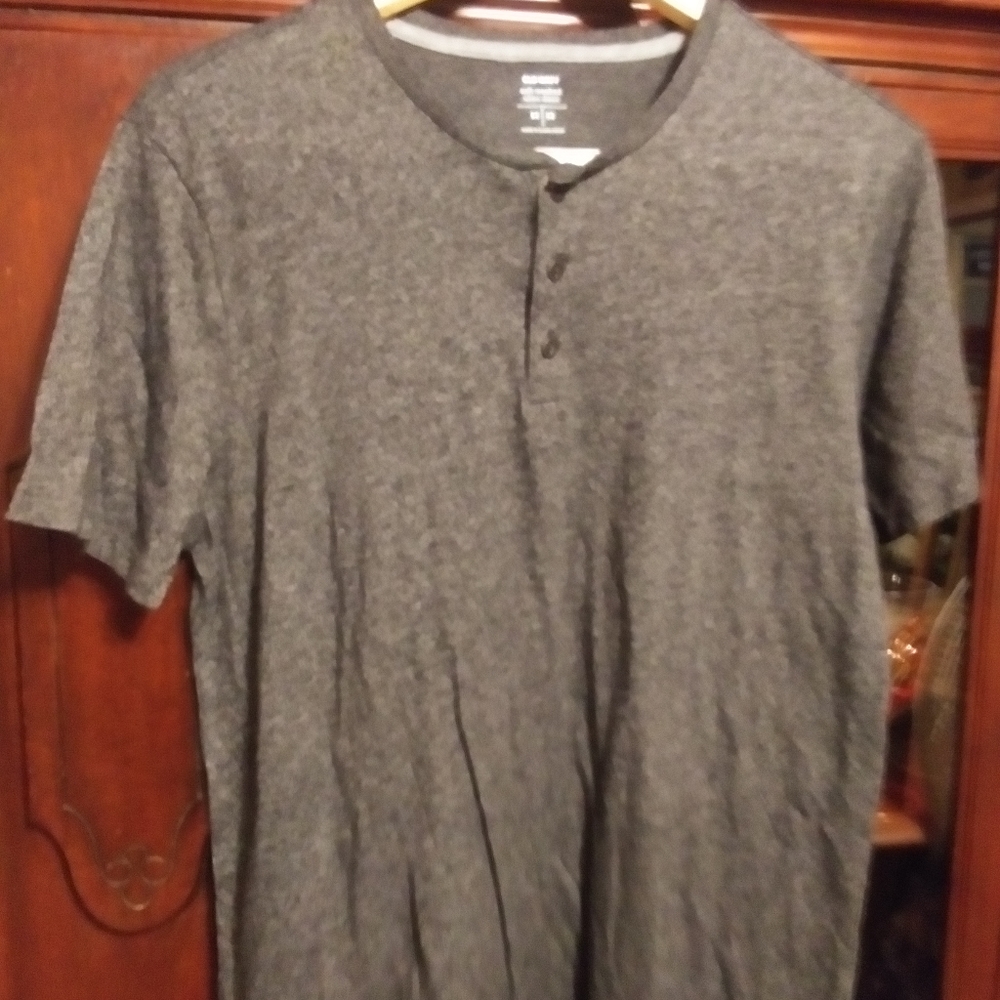 SHIRT - Picture 2 of 4